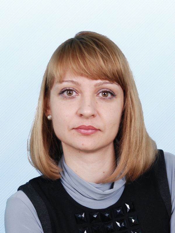 Морозова Оксана Владимировна.